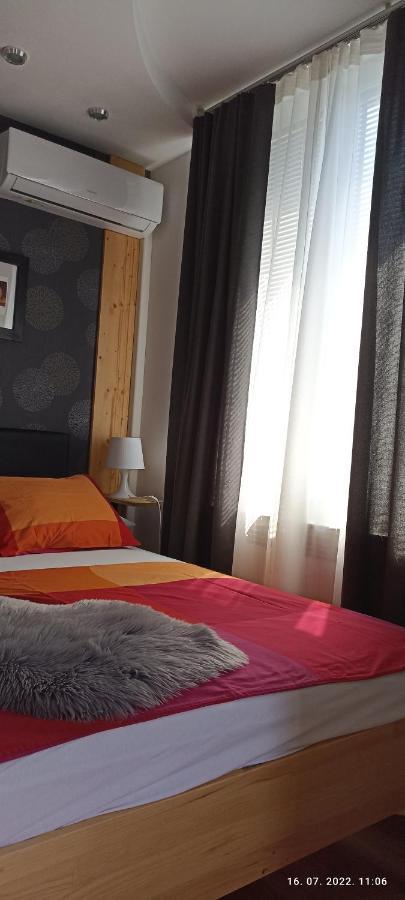 Apartment Travel Hub *** Varaždin Exterior foto